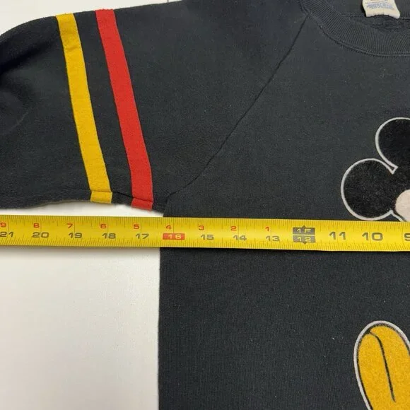 Vintage 80s Mickey Mouse Sweatshirt Small 16x22.5 Raglan Black Velvet USA - Picture 11 of 12